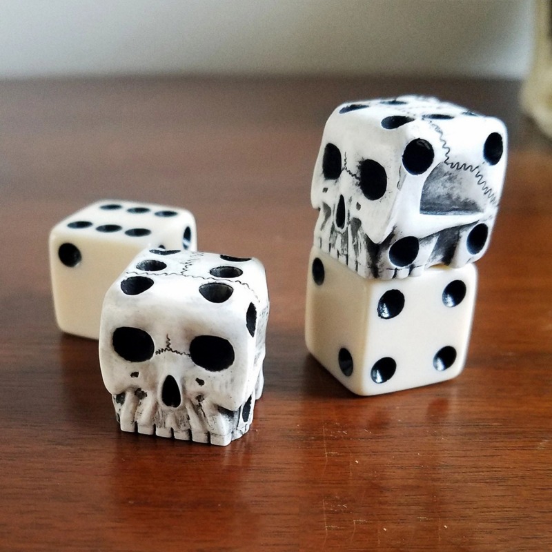 Halloween biała czaszka żywica – Party Games No Equipment recenzja i cena